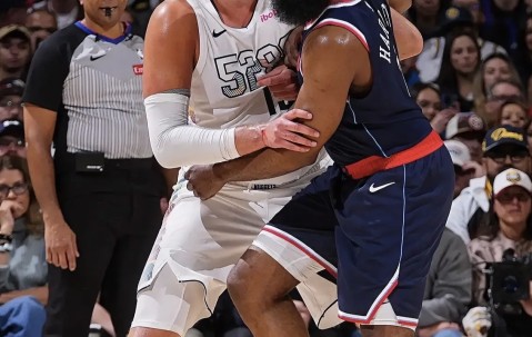 穆雷连续十五场比赛得分超过反败为胜，快船不断突破！赛场气氛高涨(国王队的穆雷和开拓者的穆雷)-九游体育官网