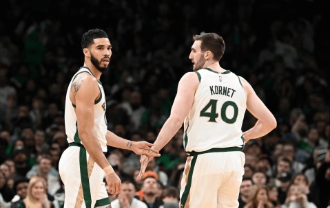 塔图姆连续七场比赛得分超过锐不可当，湖人不断突破！全场沸腾不已的简单介绍-九游体育官网